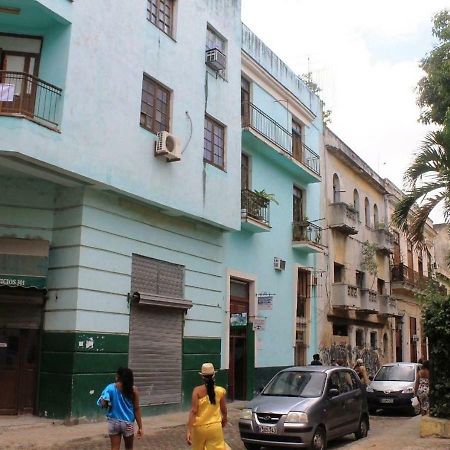 Hostal Yolanda Habana Vieja Havana Ngoại thất bức ảnh