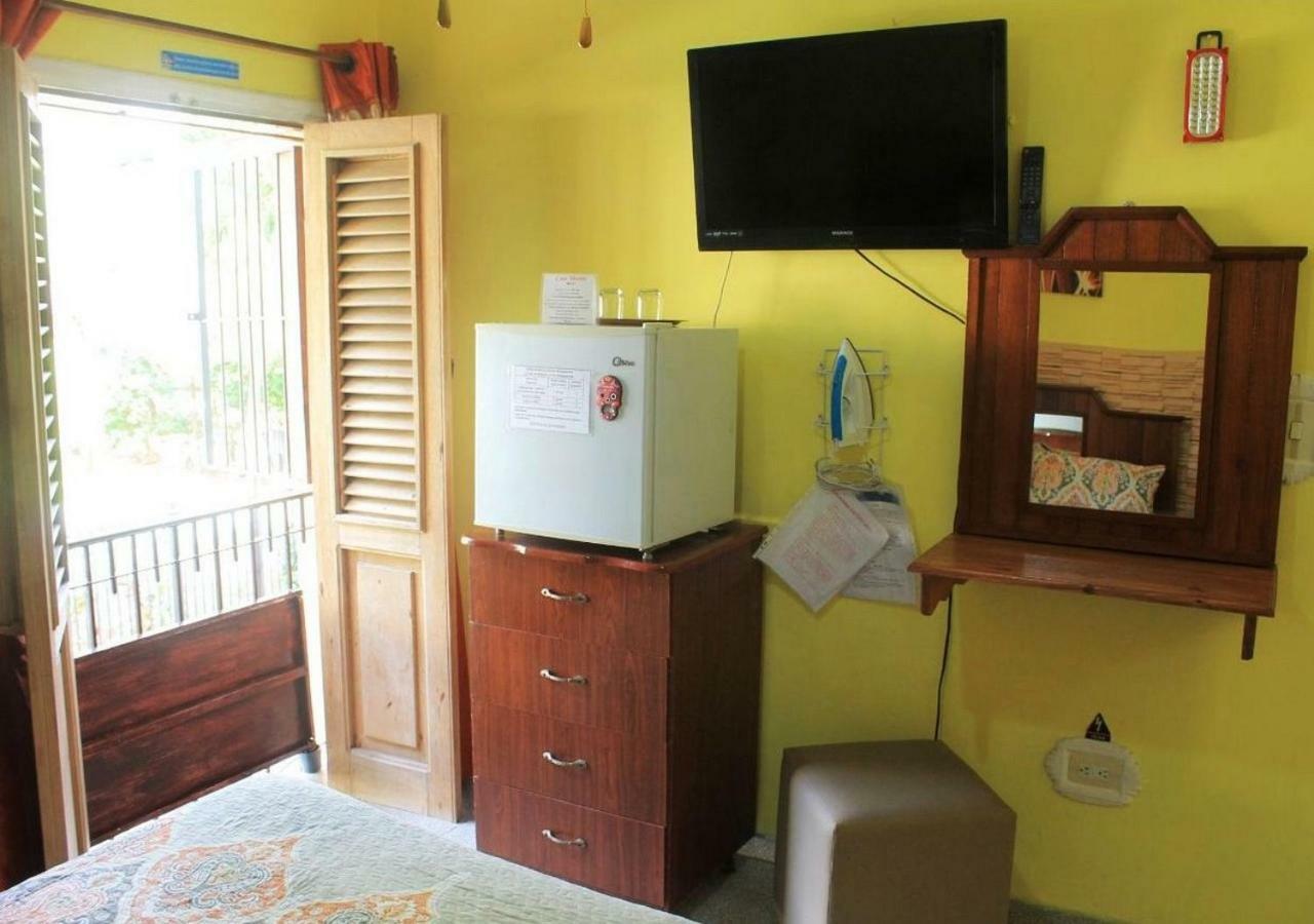 Hostal Yolanda Habana Vieja Havana Ngoại thất bức ảnh