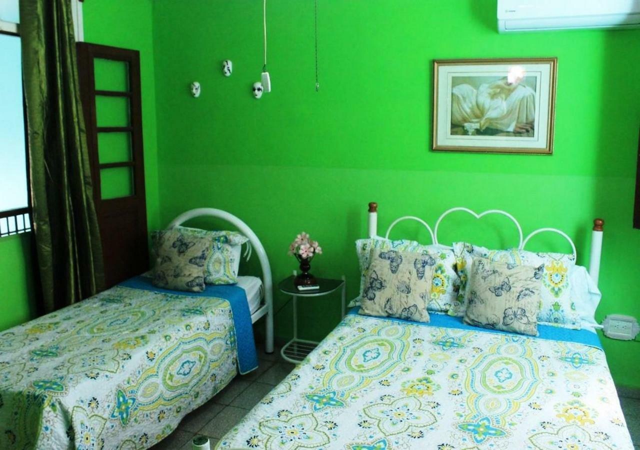 Hostal Yolanda Habana Vieja Havana Ngoại thất bức ảnh